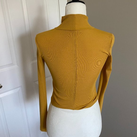 Aritzia Wilfred Long Sleeve - High Neck Shirt - Picture 2 of 2